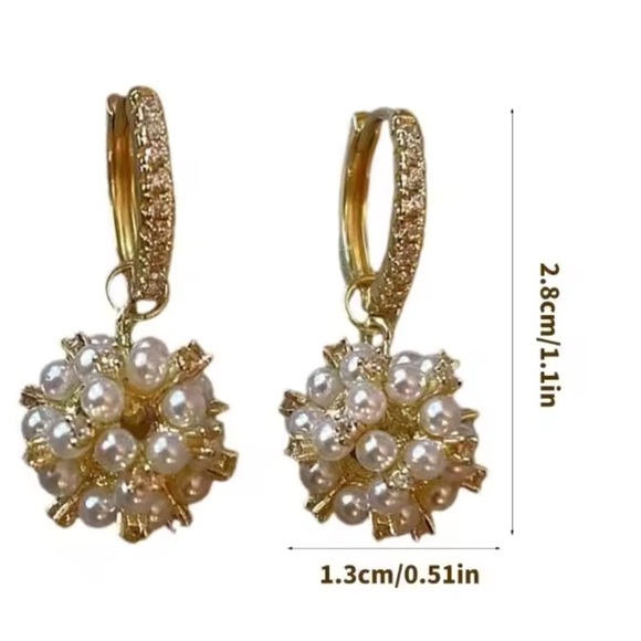 Anthropologie Gold Pearl Drop Earrings - Picture 9 of 10